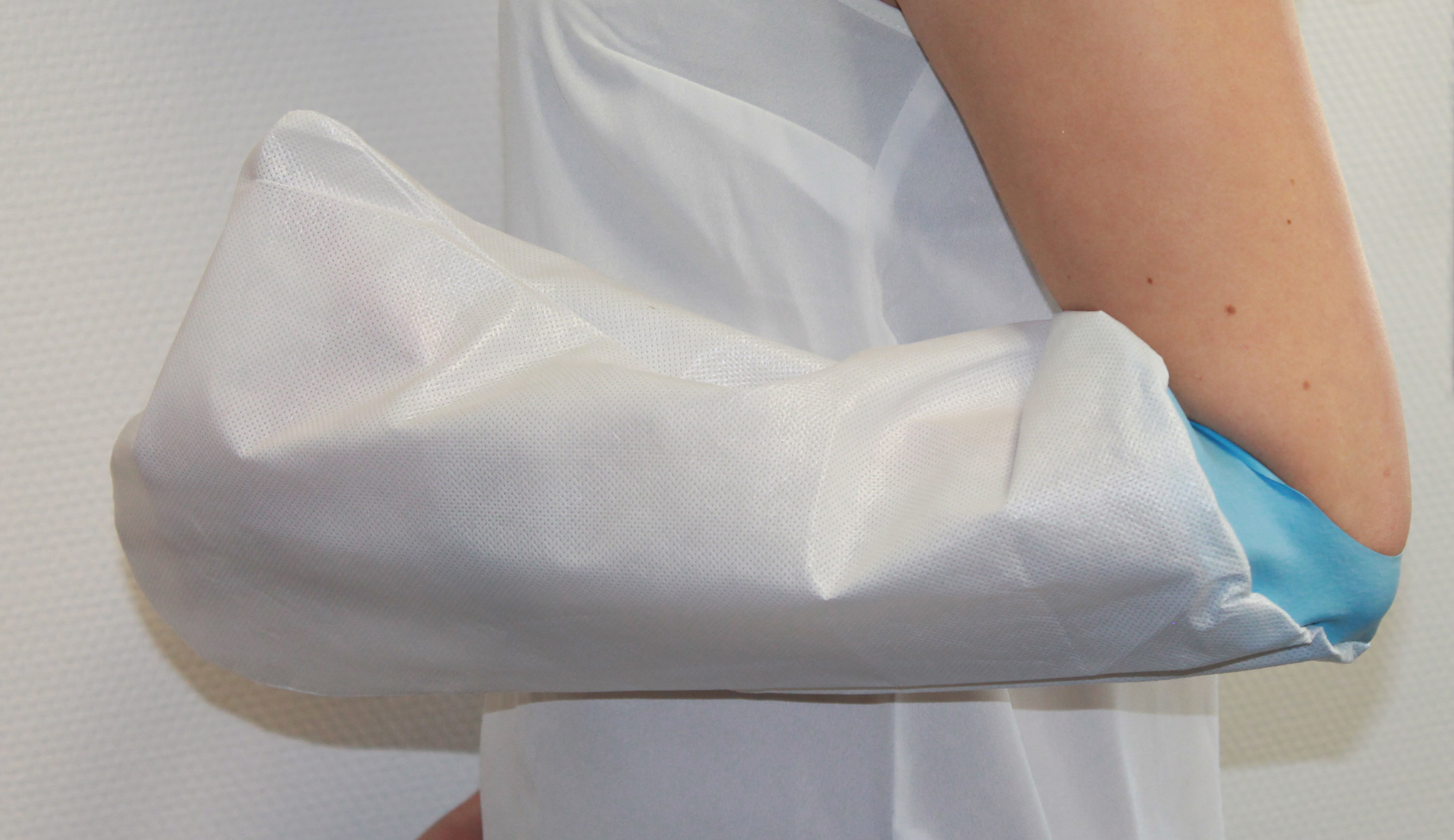 Hydroprotect protection étanche pour plâtre - bras - Hydroprotect chez BNM  Santé
