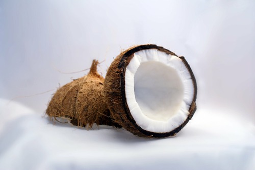 coconut-g4f6363779_1920